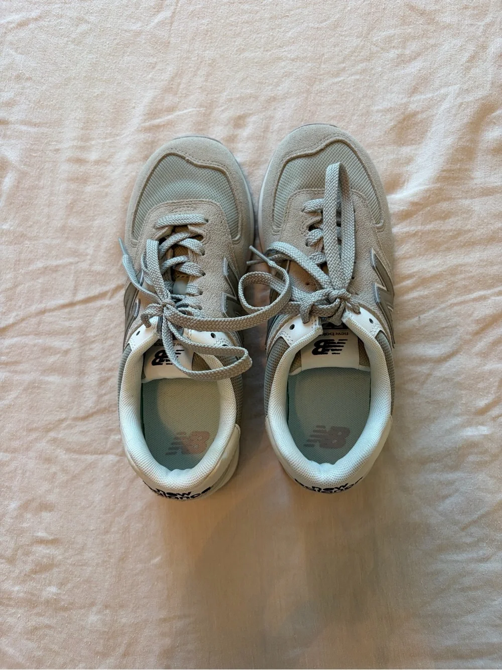 New Balance |  574 Classic Lace-Up Sneakers - Sage Green / Gray